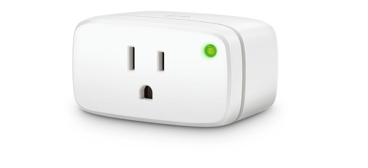 US Eve Energy Matter smart plug with side button